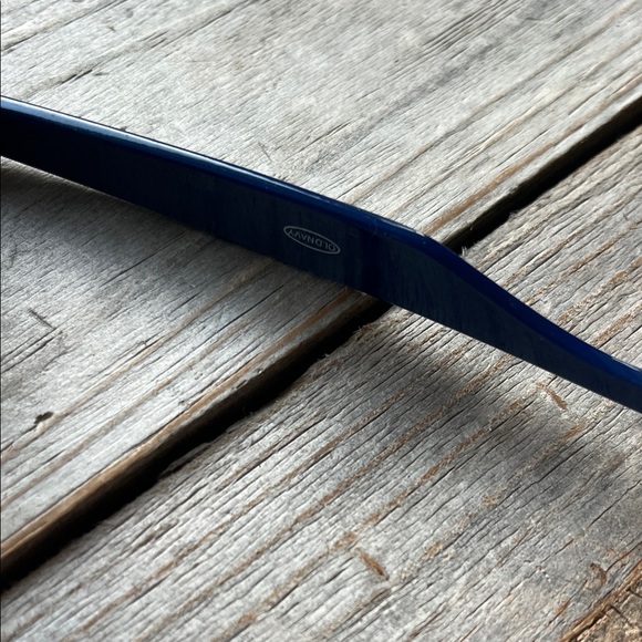 Patriotic Sunglasses with Star Design - Picture 6 of 9